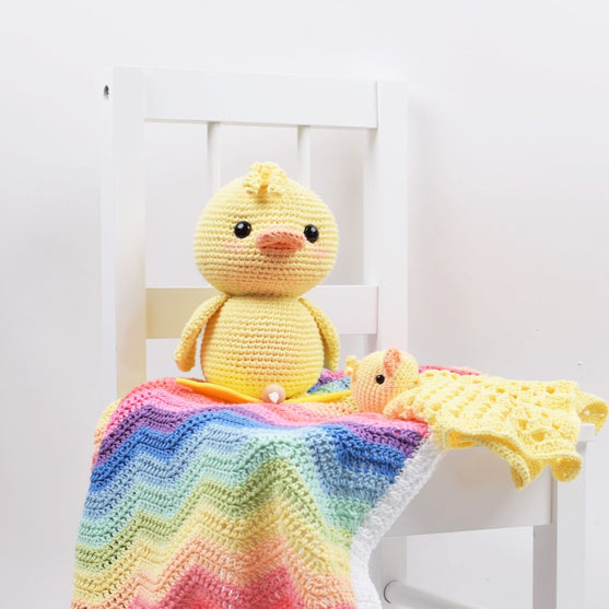 Alfred the Duck with Music Box
1