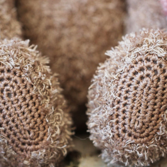 Teddy with blanket and pillow - Basse
6