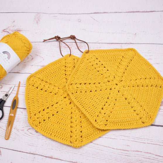 Retro pot holders
1