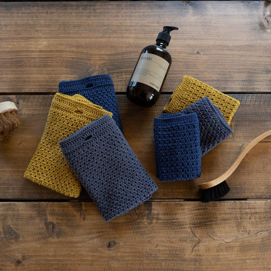 Couple - Crocheted kitchen towel
5