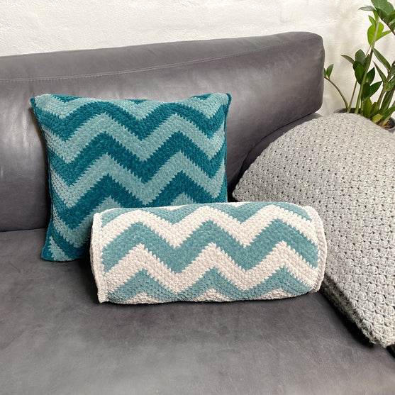 Mountains Pillow - Cylinder
3