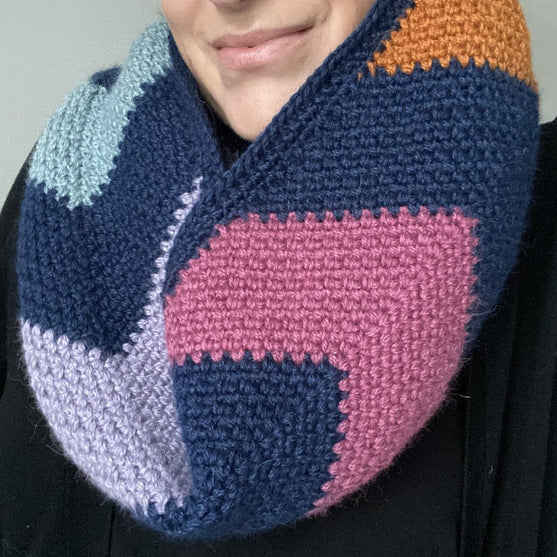 Avanti - Infinity Scarf
1