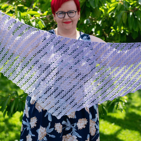 Dracones - Shawl
5