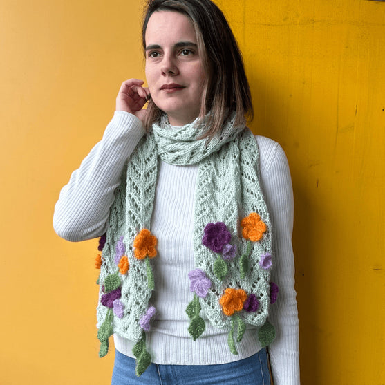 Sylvie - Scarf
1