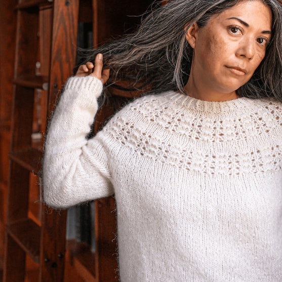 Lucia - Sweater
1