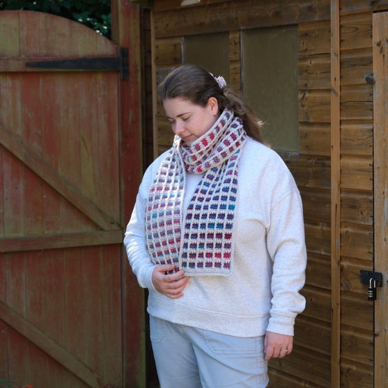 Neon Grid - Scarf
6