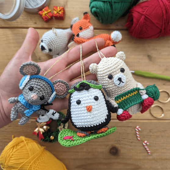 Stanley - The Knitting Bear
5