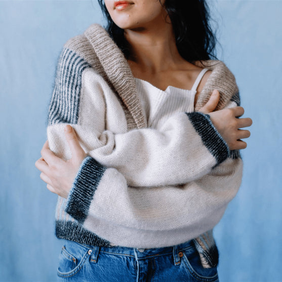 Amulet - Open Cardigan
6