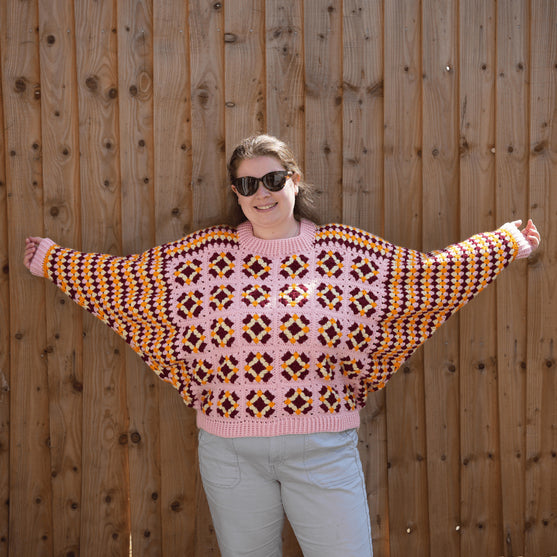 Boxy Bloom - Sweater
2