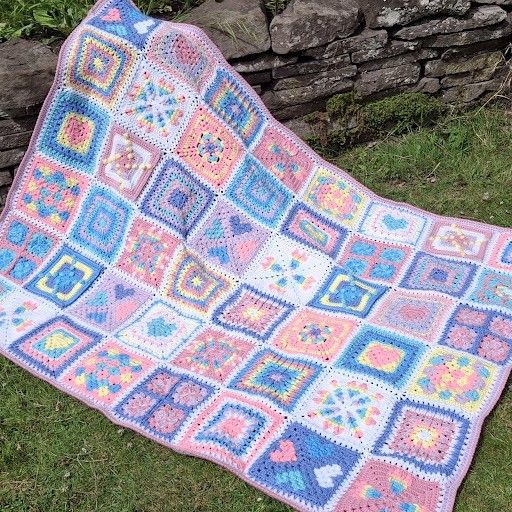 Cwtch - Blanket
1