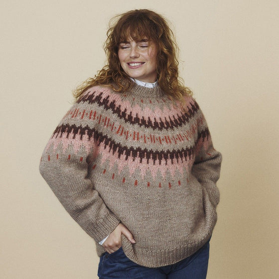 Dorthea - Yoke Sweater
3