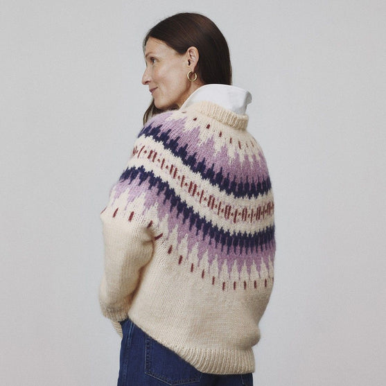 Dorthea - Yoke Sweater
2