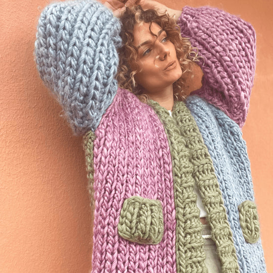 Eira - Cardigan
8