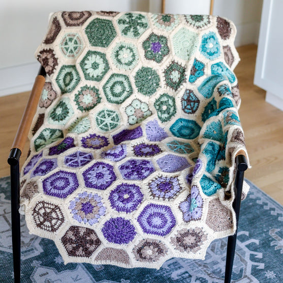 Aura - Motif Lapghan - CAL
8