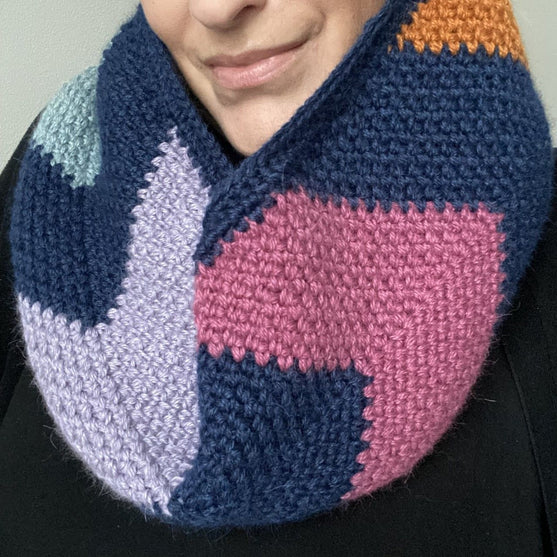 Avanti - Infinity Scarf
3