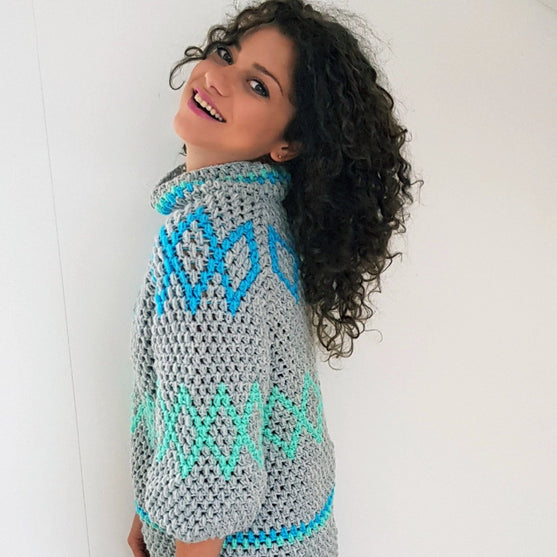Diamonds Puff Sweater
4