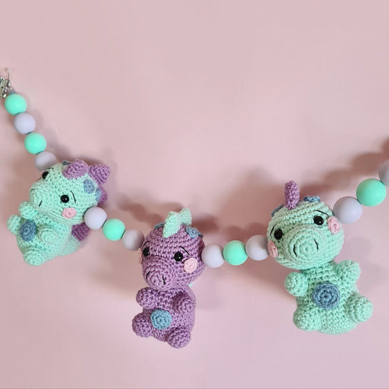 Dino Pram Chain
2