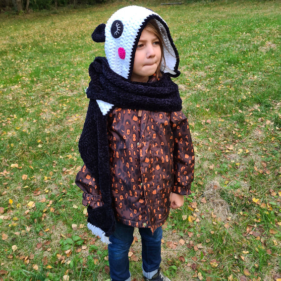 Panda Scarf
6