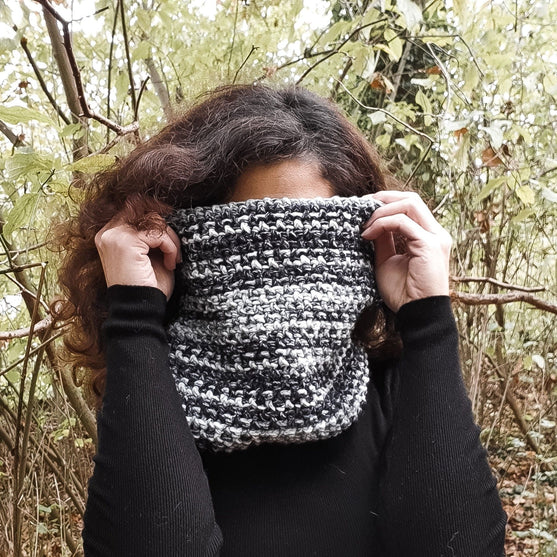 Salt and Pepper - Cowl
5