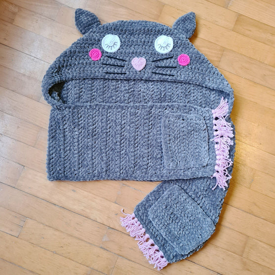 Cat Scarf
4