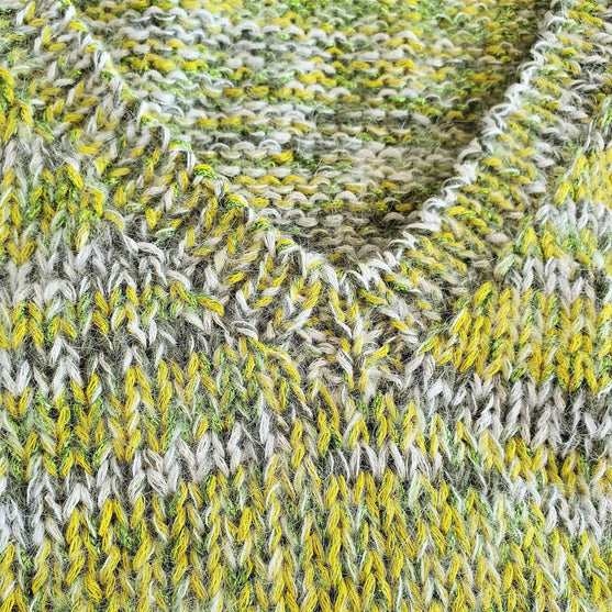 Meryl - V-neck sweater
5