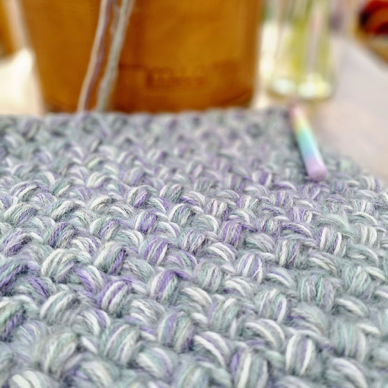 Chunky Puff Stitch - Cowl
4