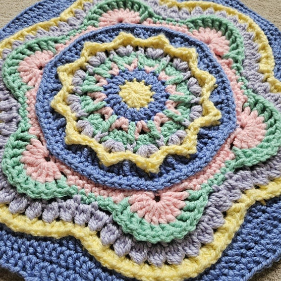 Mini Mandala - Rug
5