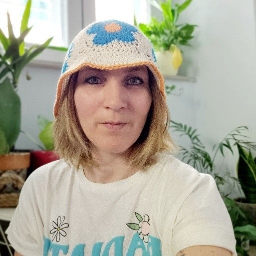 Summer Camp - Hat
5