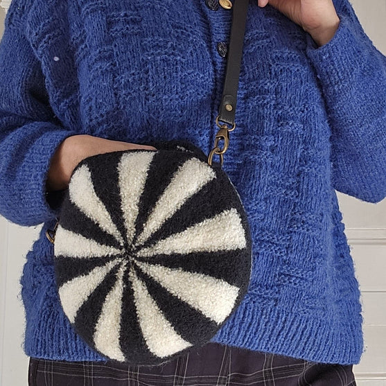 Bolsje - Felted Purse
1