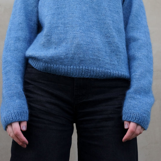 Hazy Whisper - Sweater
9