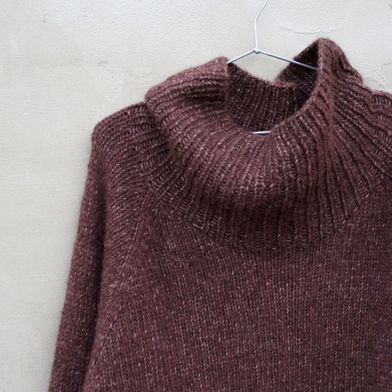 Umber Cloud - Sweater
2
