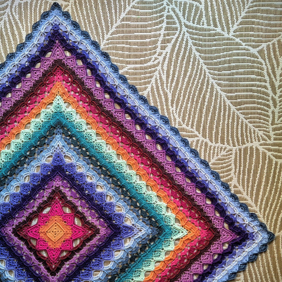 SilverNeedleTea - Blanket
4