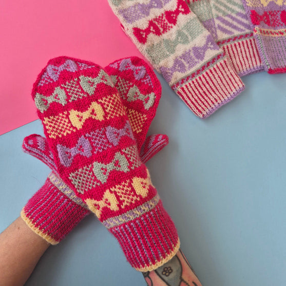 Bow Pop Mittens
7