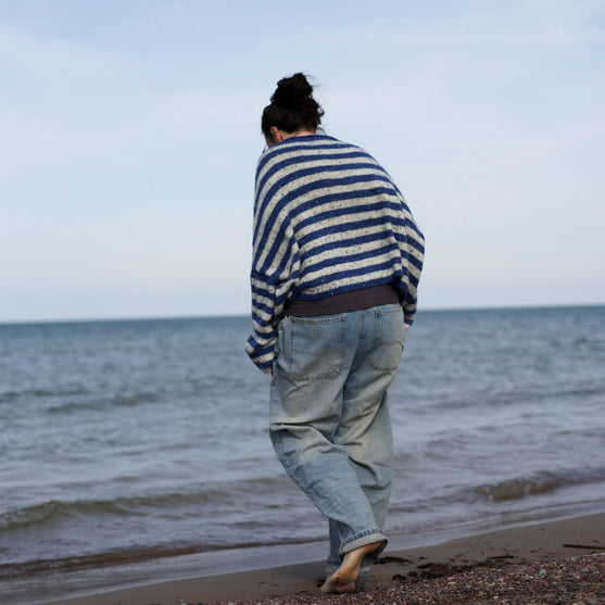 Marine - Sweater
3