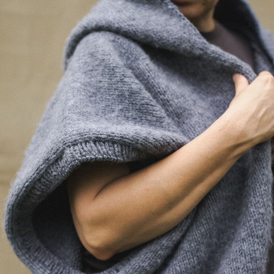 Fluffy Day Vest
2