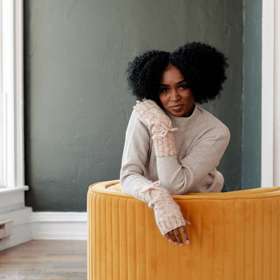 Willow - Fingerless Mitts
2