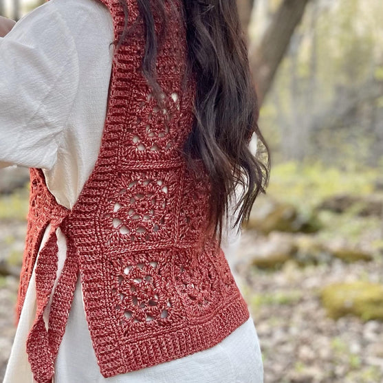 Wisteria - Vest
6