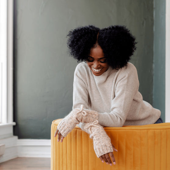 Willow - Fingerless Mitts
4