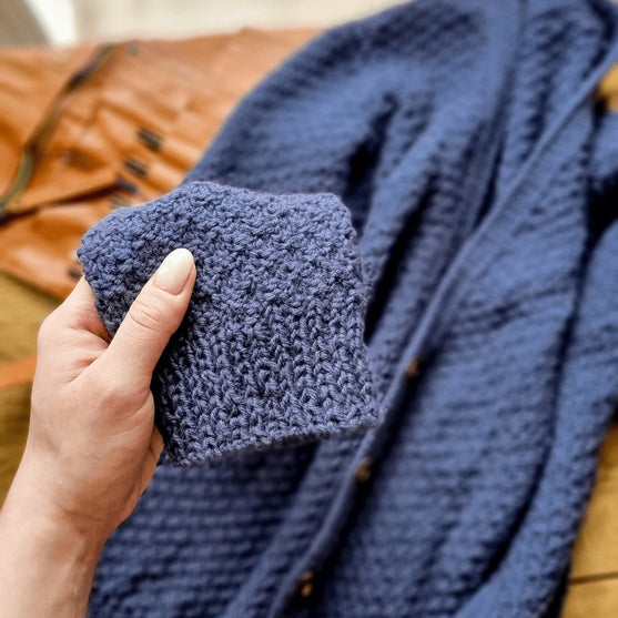 Tom’s Cardi - Cardigan
4