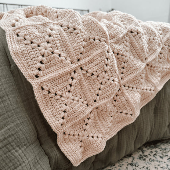 Cozy Corner - Blanket
6
