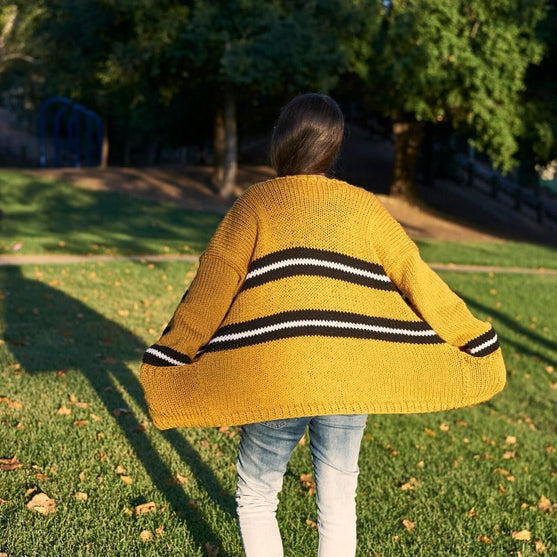 The House Cardi - Cardigan
3