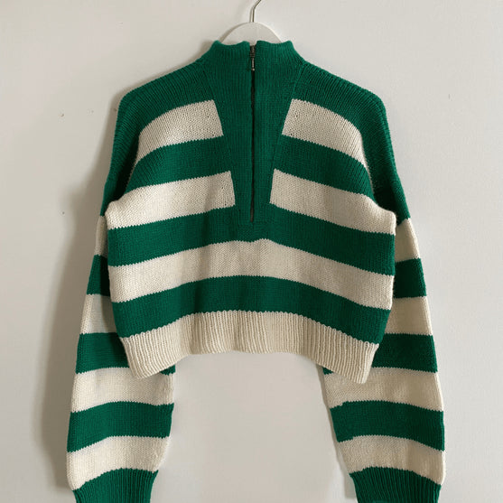 Zipper Sweater
7