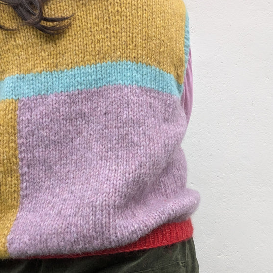 Roli - Vest
16