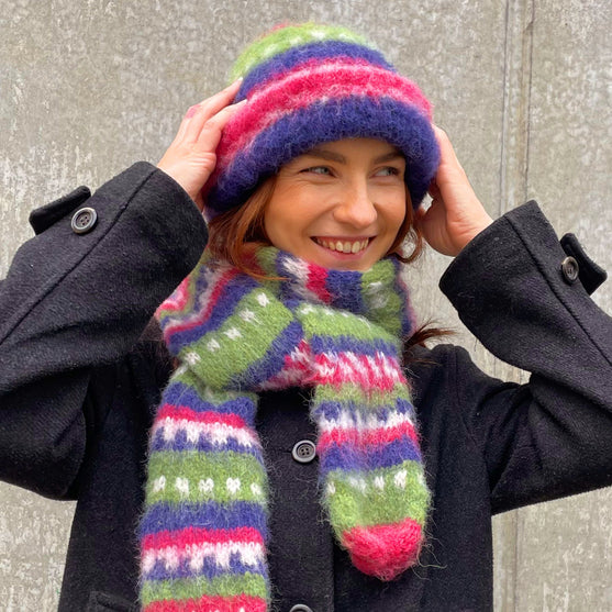 Merry Me - Brushed hat and scarf
6