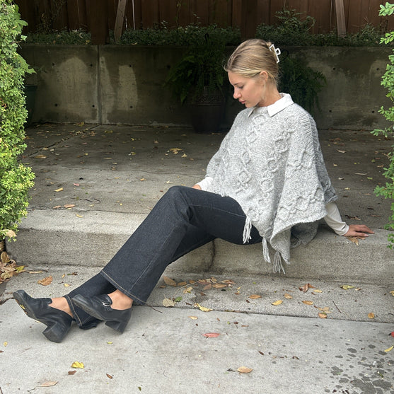 Denise - Poncho
2