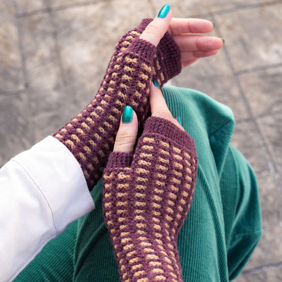 Kaleidoskope - Fingerless Mittens
5