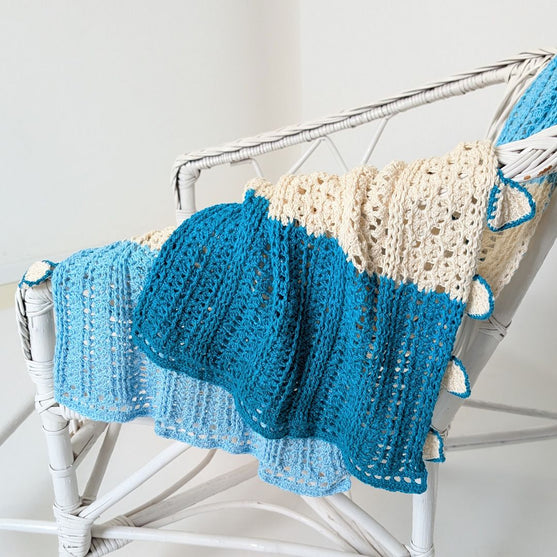Coastal Gleam - Shawl
10