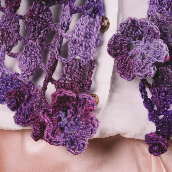 Romance Wicked - Shawl
7
