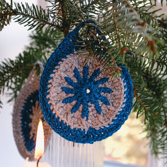 Shiny Bauble - Ornament
10