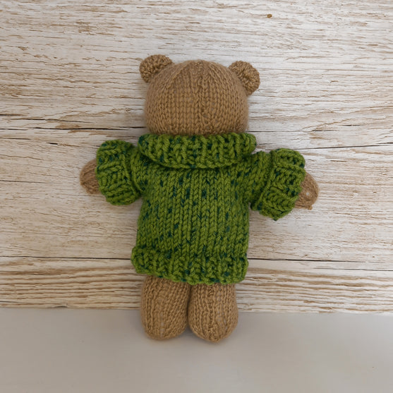 Bear in Sweater
4